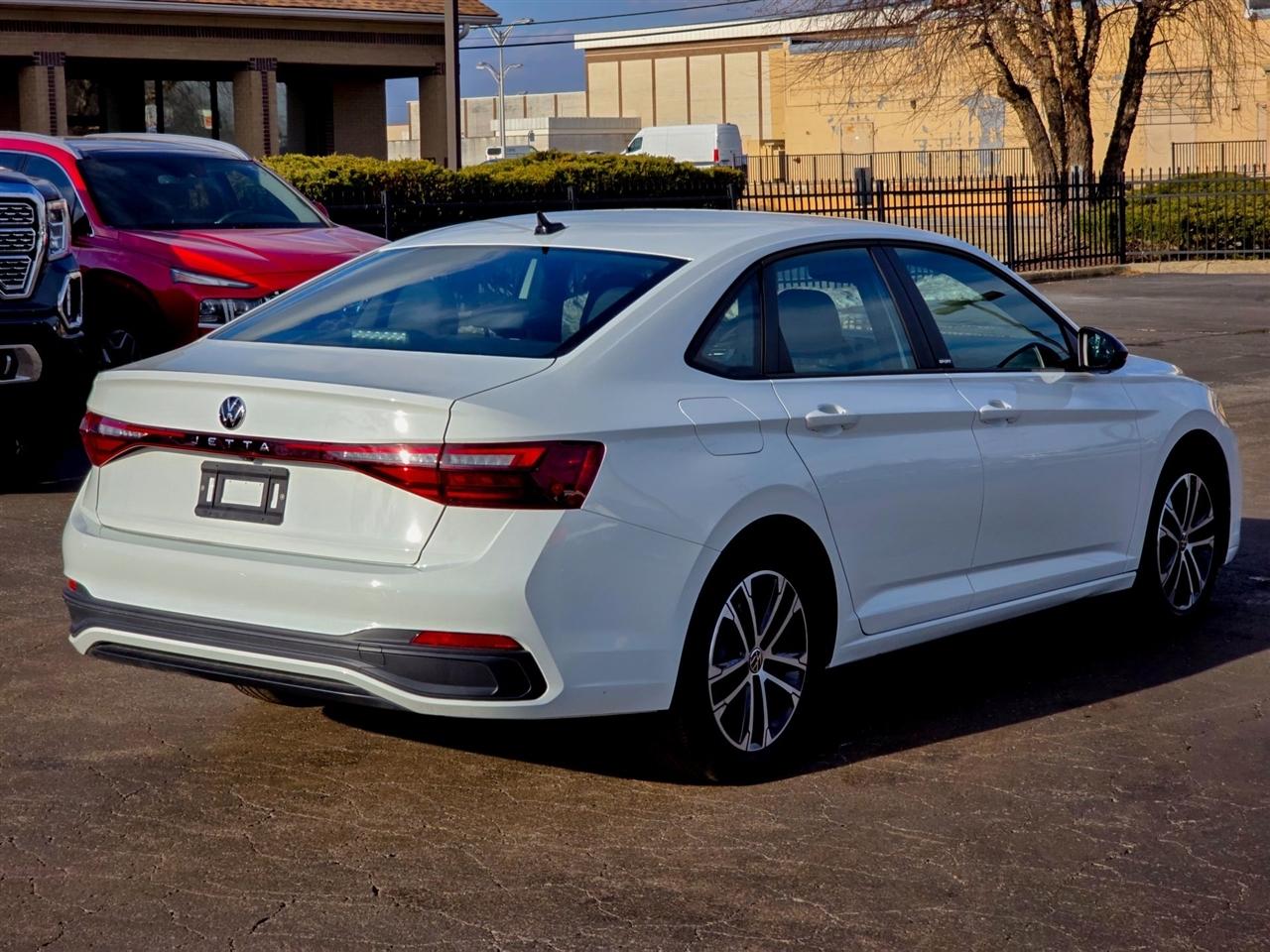 Volkswagen Jetta  2025