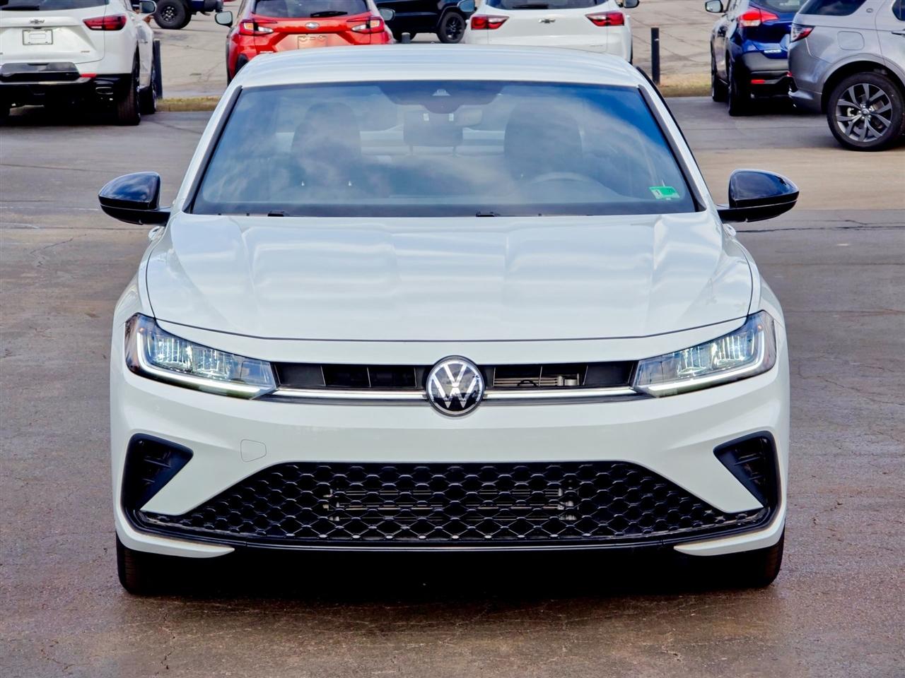 Volkswagen Jetta  2025