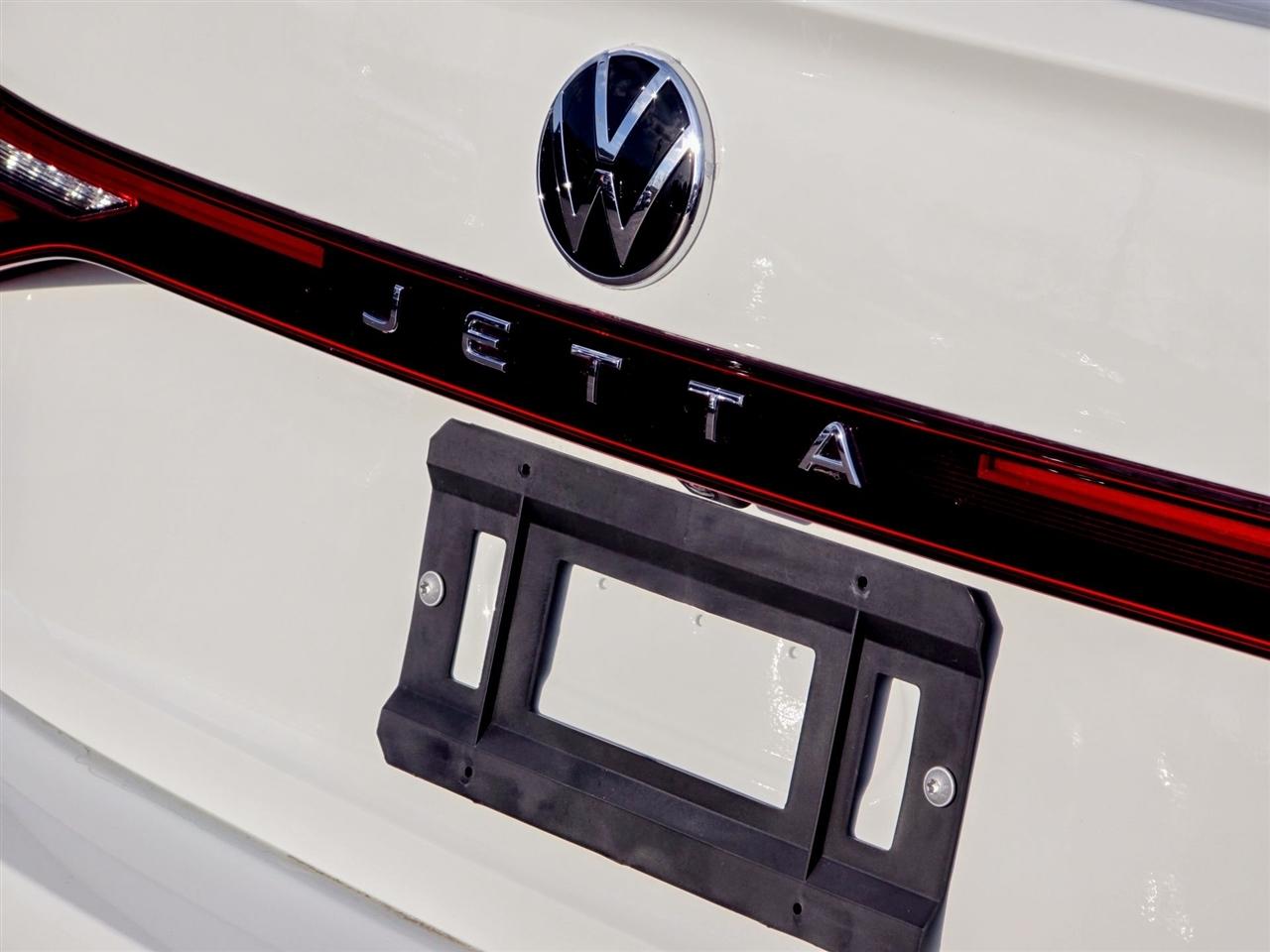 Volkswagen Jetta  2025