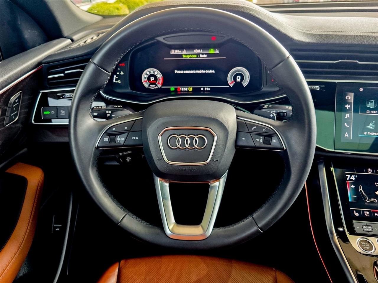 Audi Q8  2023