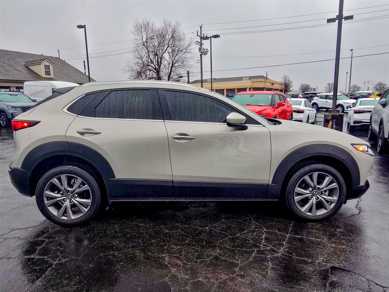 Mazda CX-30  2023