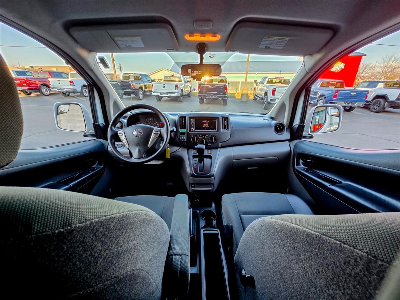 Nissan NV200 Compact Cargo  2021