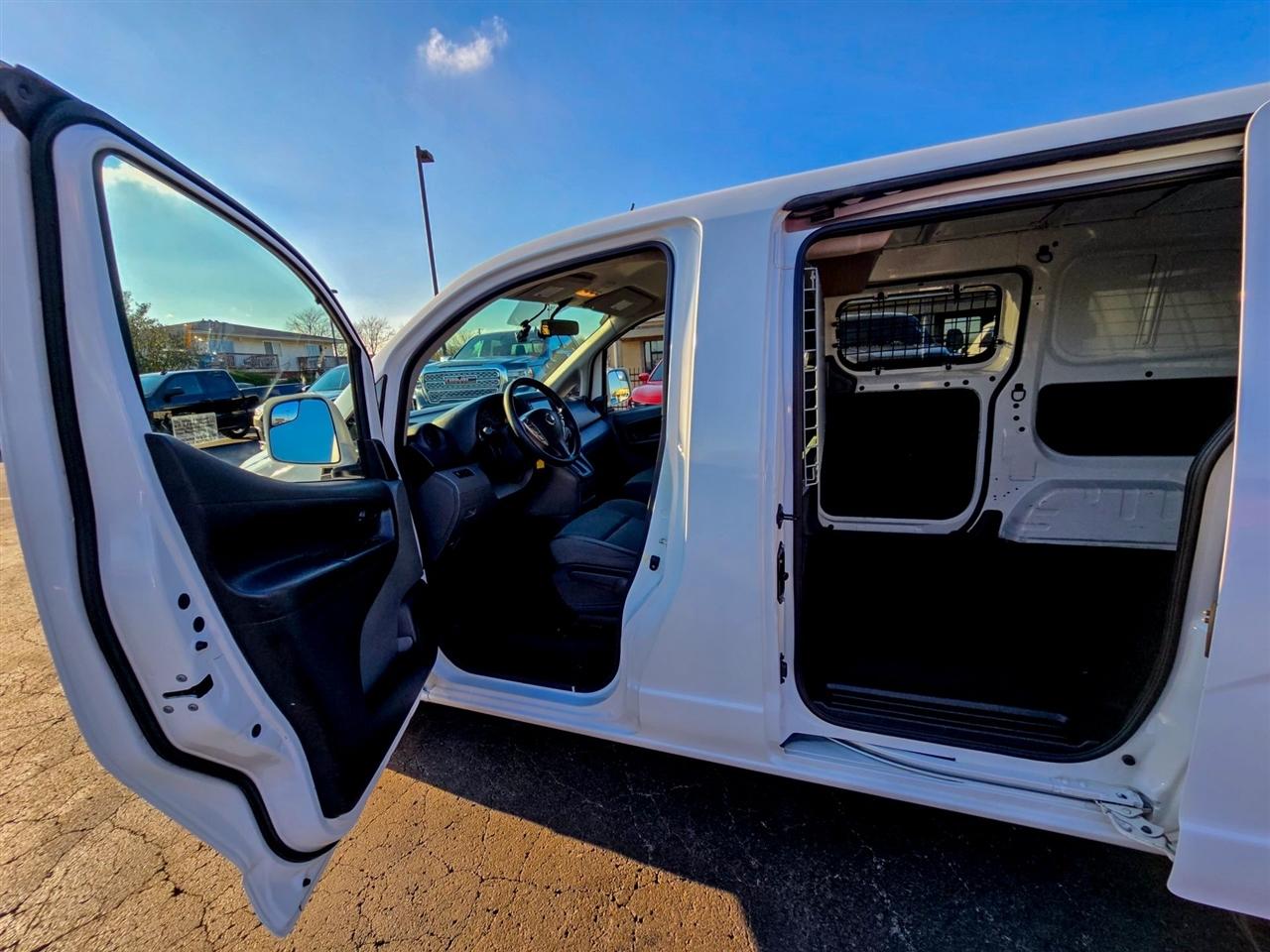 Nissan NV200 Compact Cargo  2021
