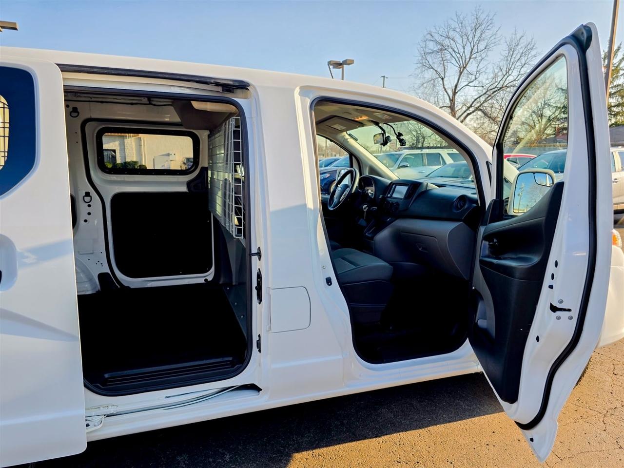 Nissan NV200 Compact Cargo  2021