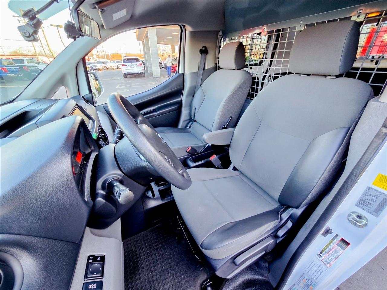 Nissan NV200 Compact Cargo  2021