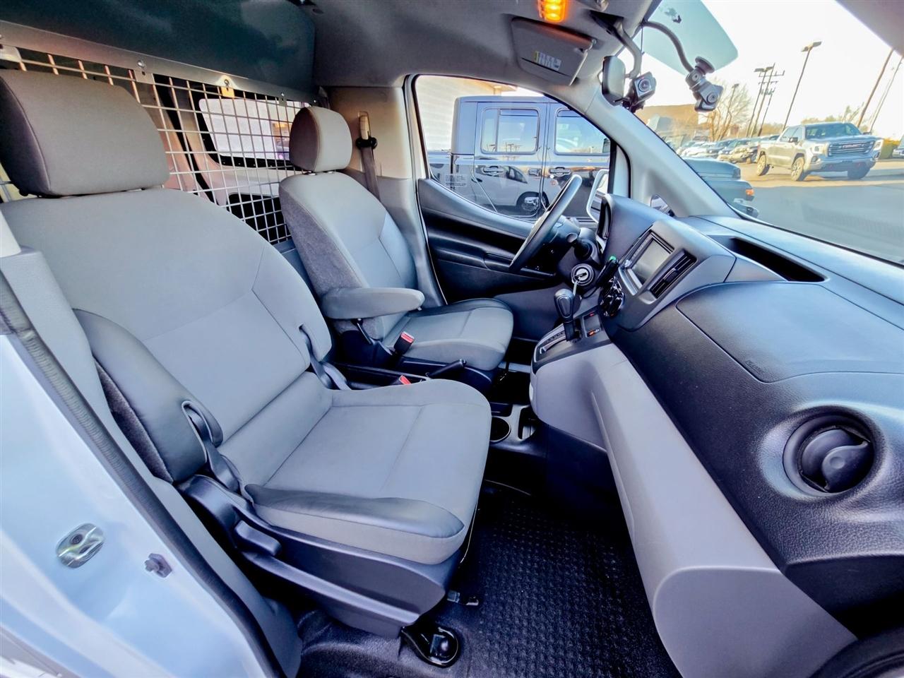 Nissan NV200 Compact Cargo  2021