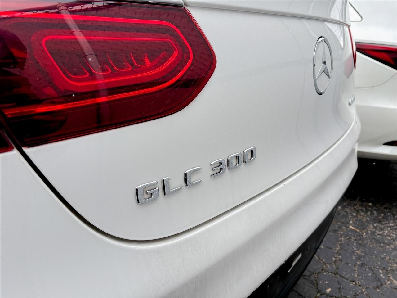 Mercedes-Benz GLC  2023