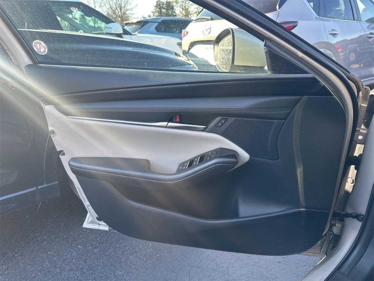 Mazda Mazda3 Sedan  2025