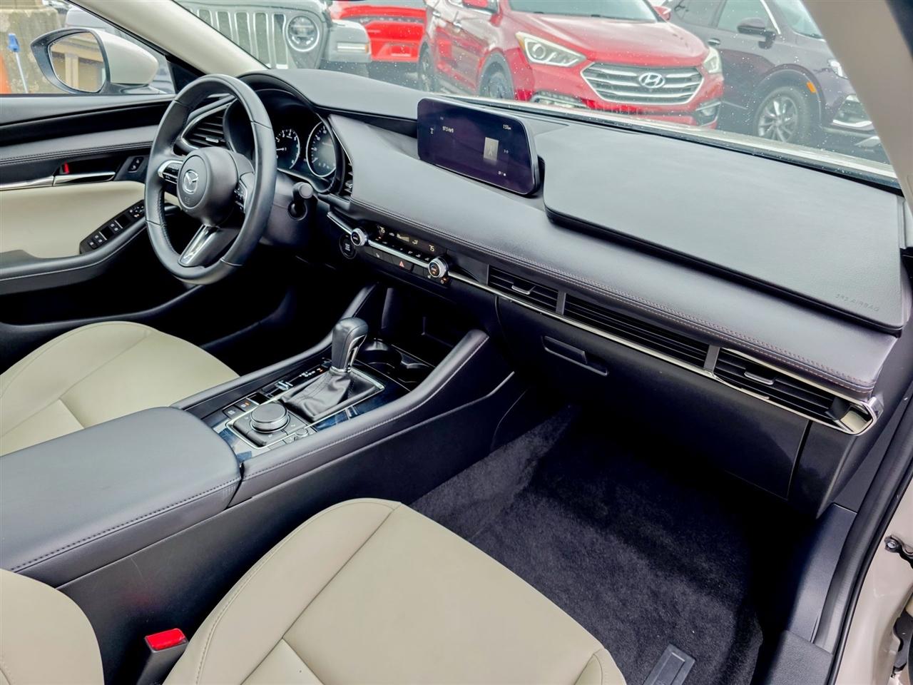 Mazda Mazda3 Sedan  2025