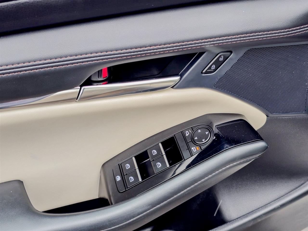 Mazda Mazda3 Sedan  2025