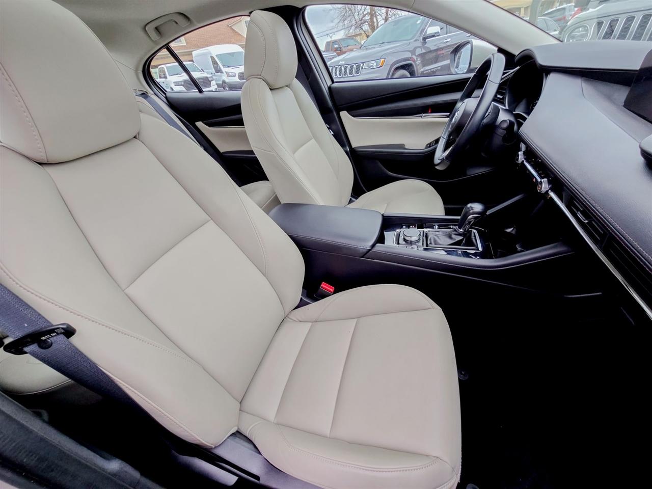 Mazda Mazda3 Sedan  2025