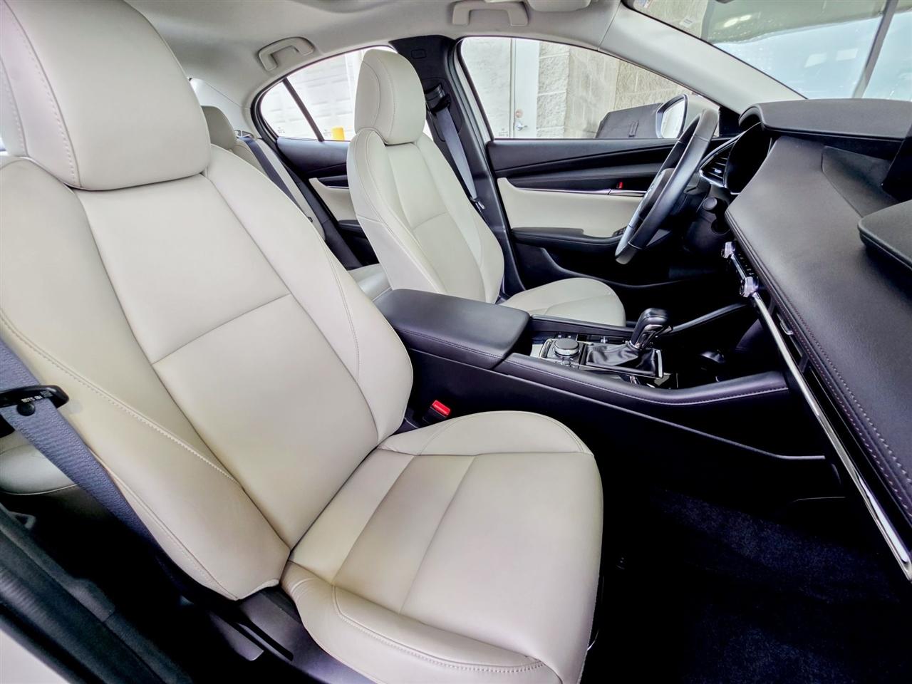 Mazda Mazda3 Sedan  2025