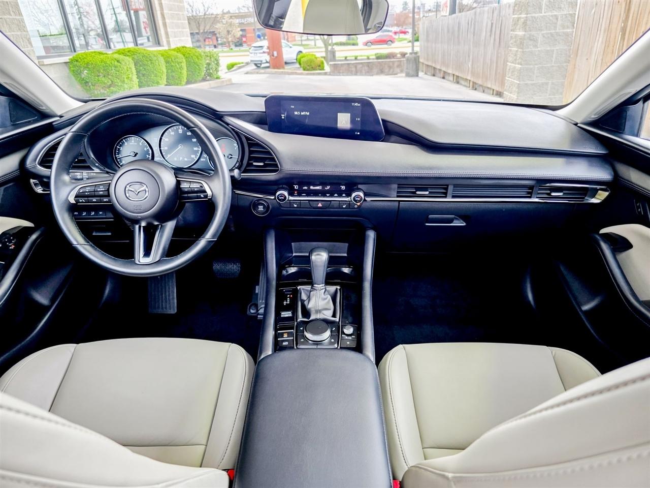 Mazda Mazda3 Sedan  2025