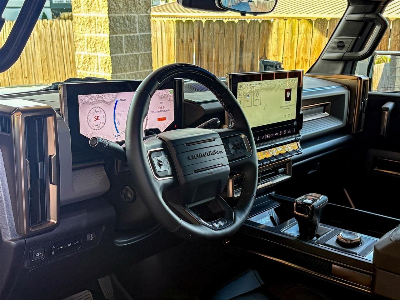 GMC HUMMER EV SUV  2024