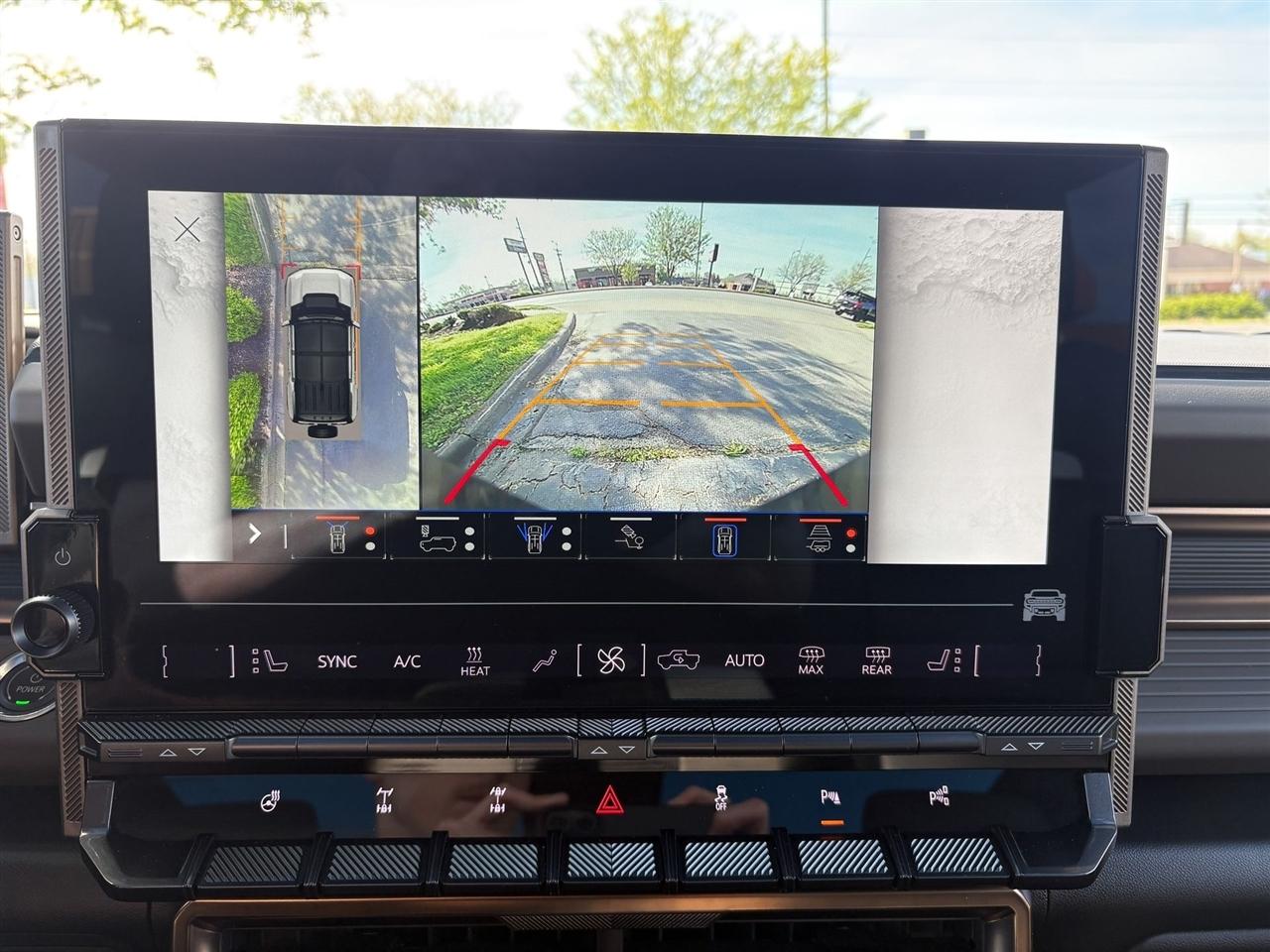 GMC HUMMER EV SUV  2024