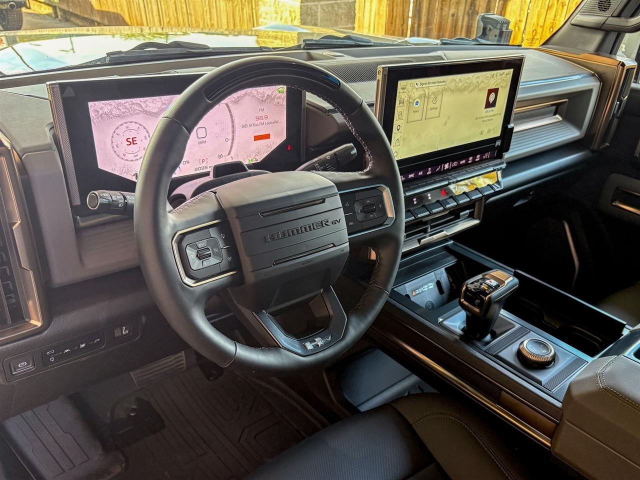 GMC HUMMER EV SUV  2024