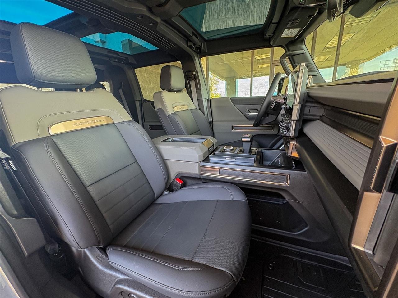 GMC HUMMER EV SUV  2024