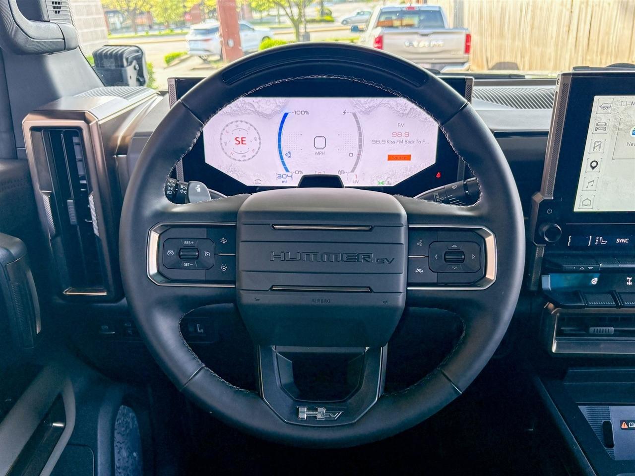 GMC HUMMER EV SUV  2024