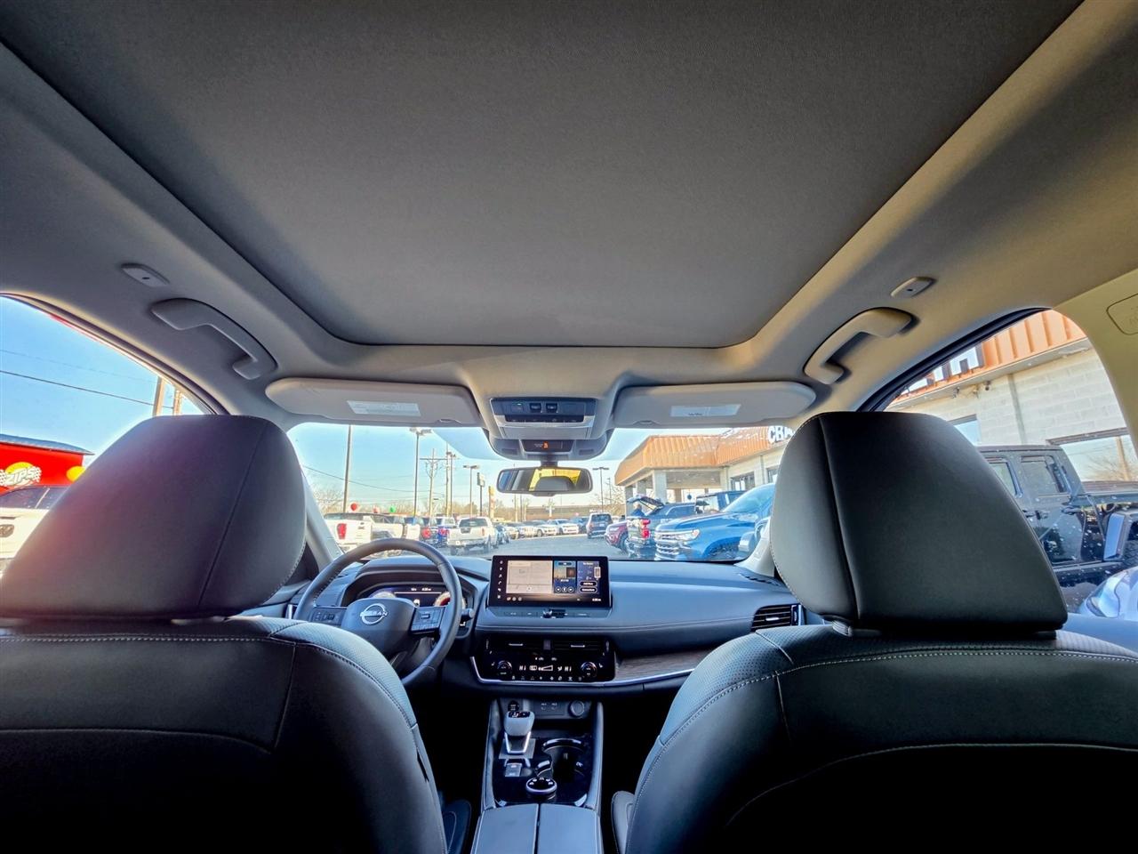 Nissan Rogue Platinum AWD 2025