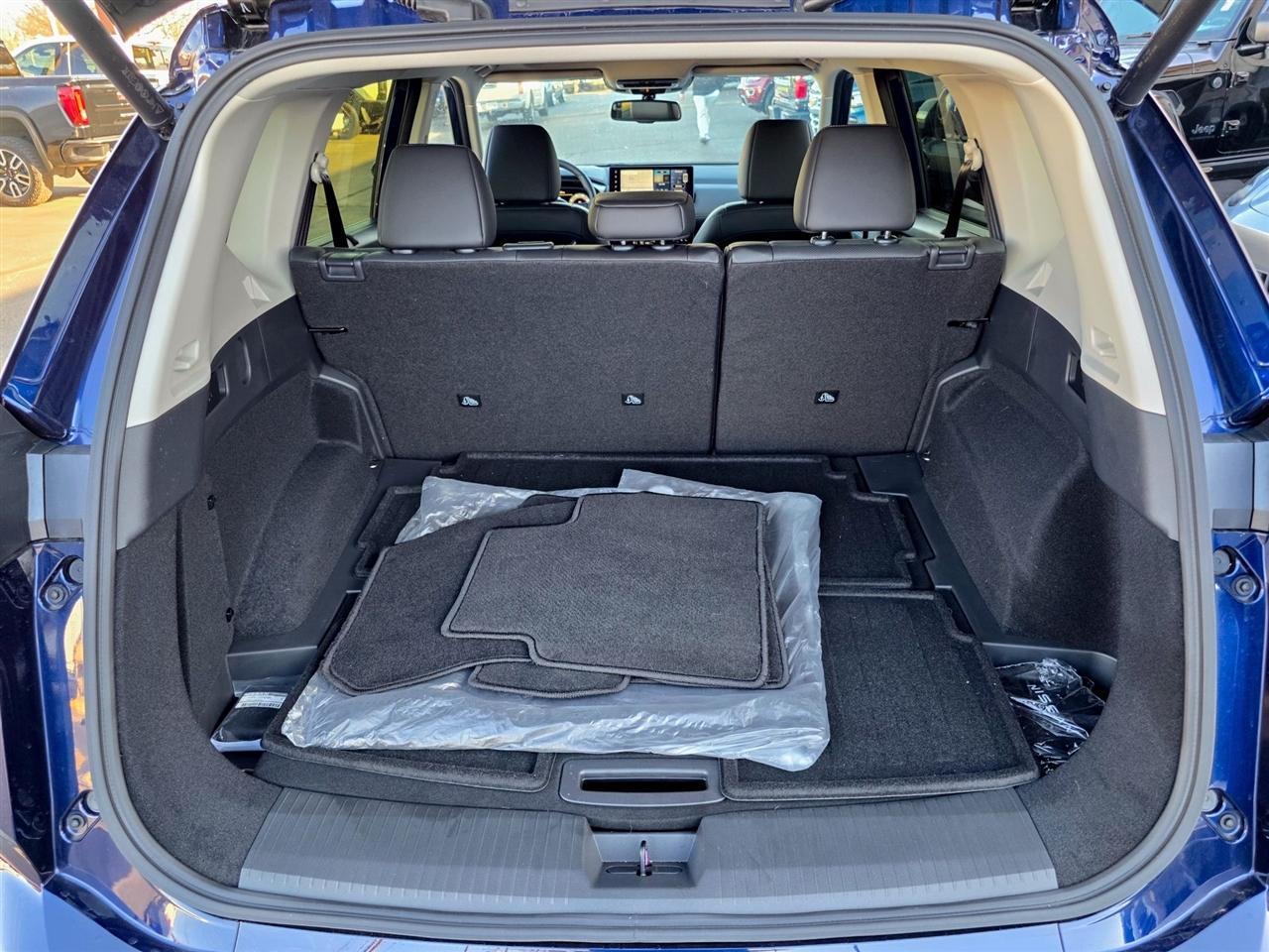 Nissan Rogue Platinum AWD 2025