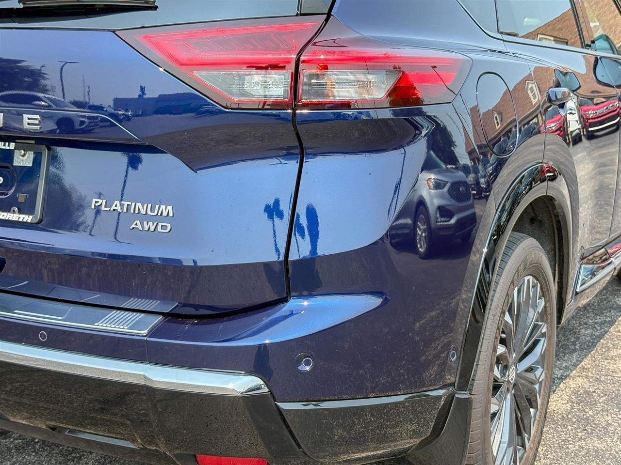 Nissan Rogue Platinum AWD 2025
