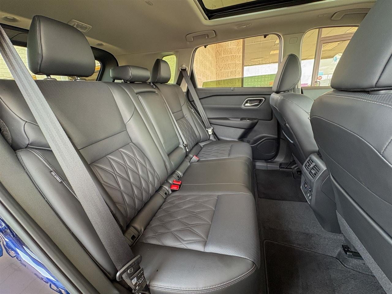 Nissan Rogue Platinum AWD 2025