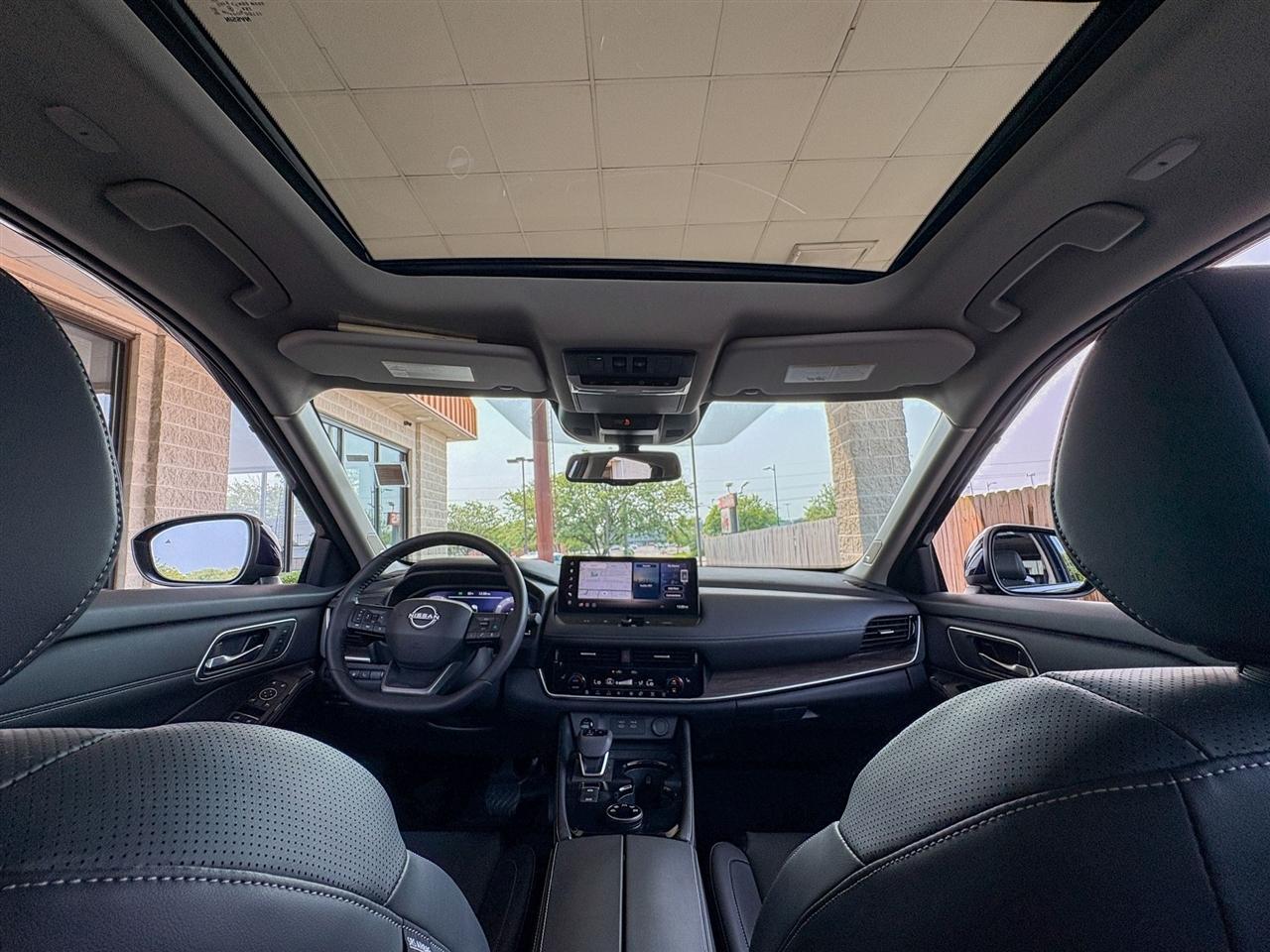 Nissan Rogue Platinum AWD 2025