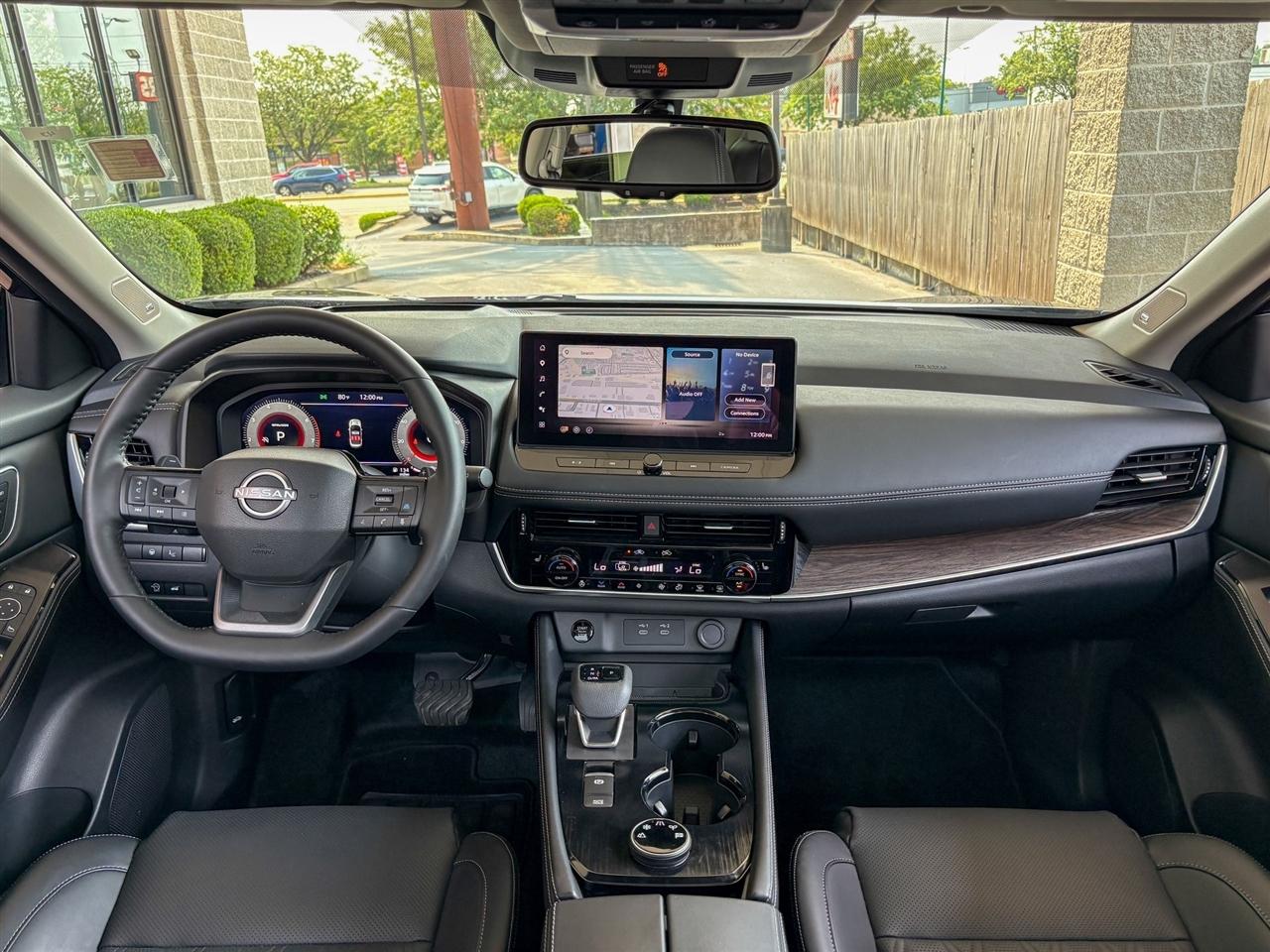 Nissan Rogue Platinum AWD 2025
