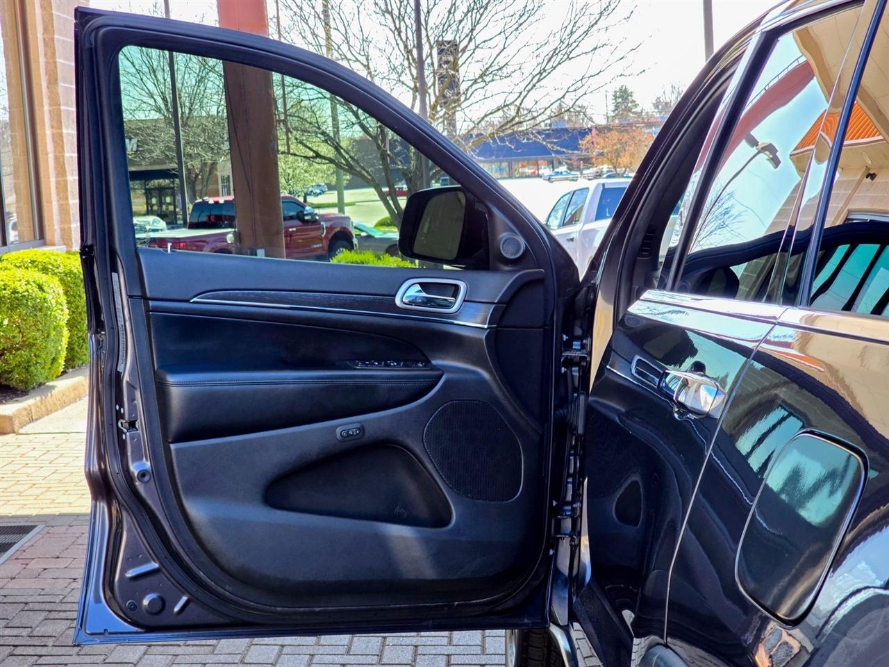 Jeep Grand Cherokee  2018