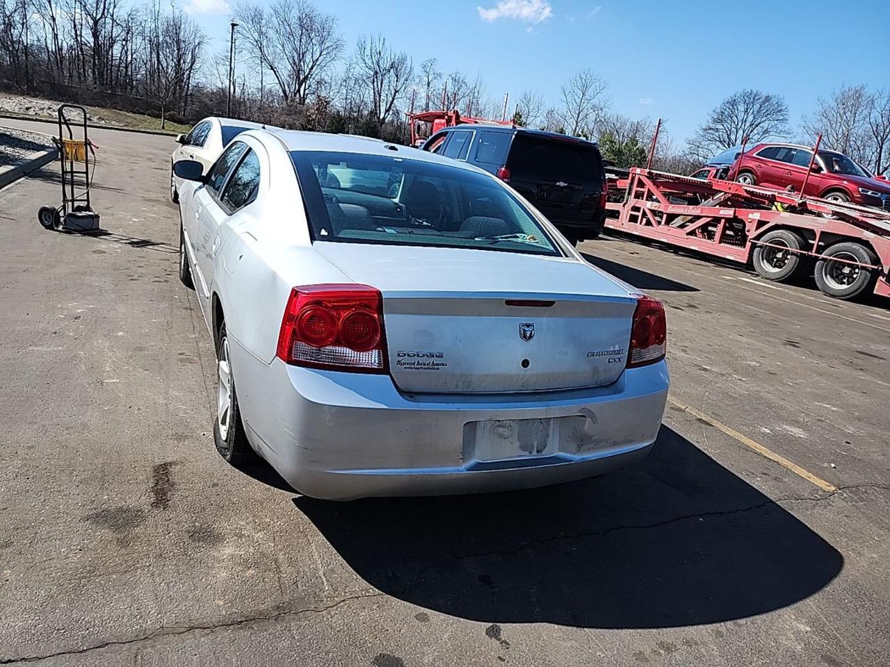 Dodge Charger 4dr Sdn SXT RWD 2010