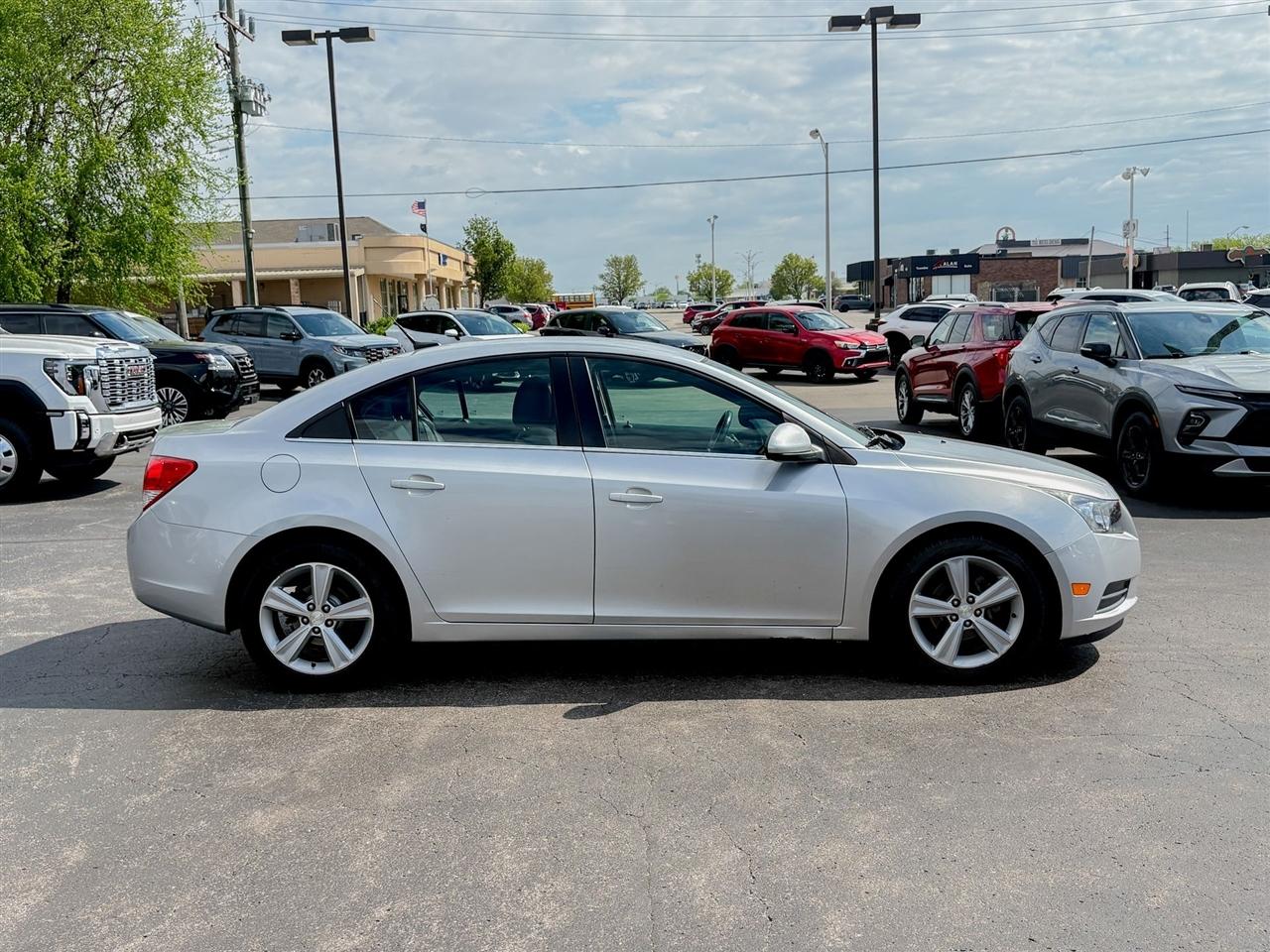 Chevrolet Cruze  2014