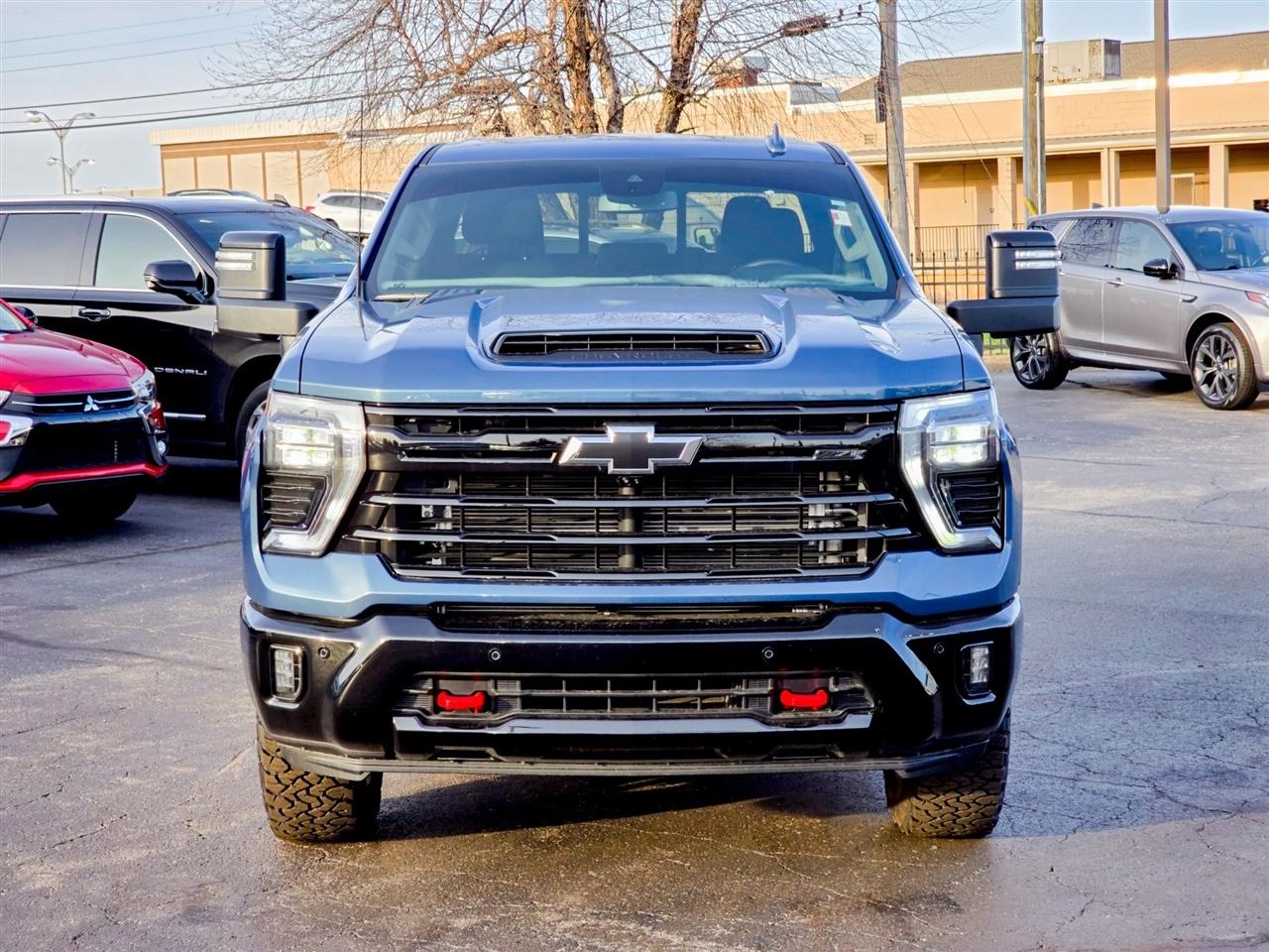 Chevrolet Silverado 2500HD  2025