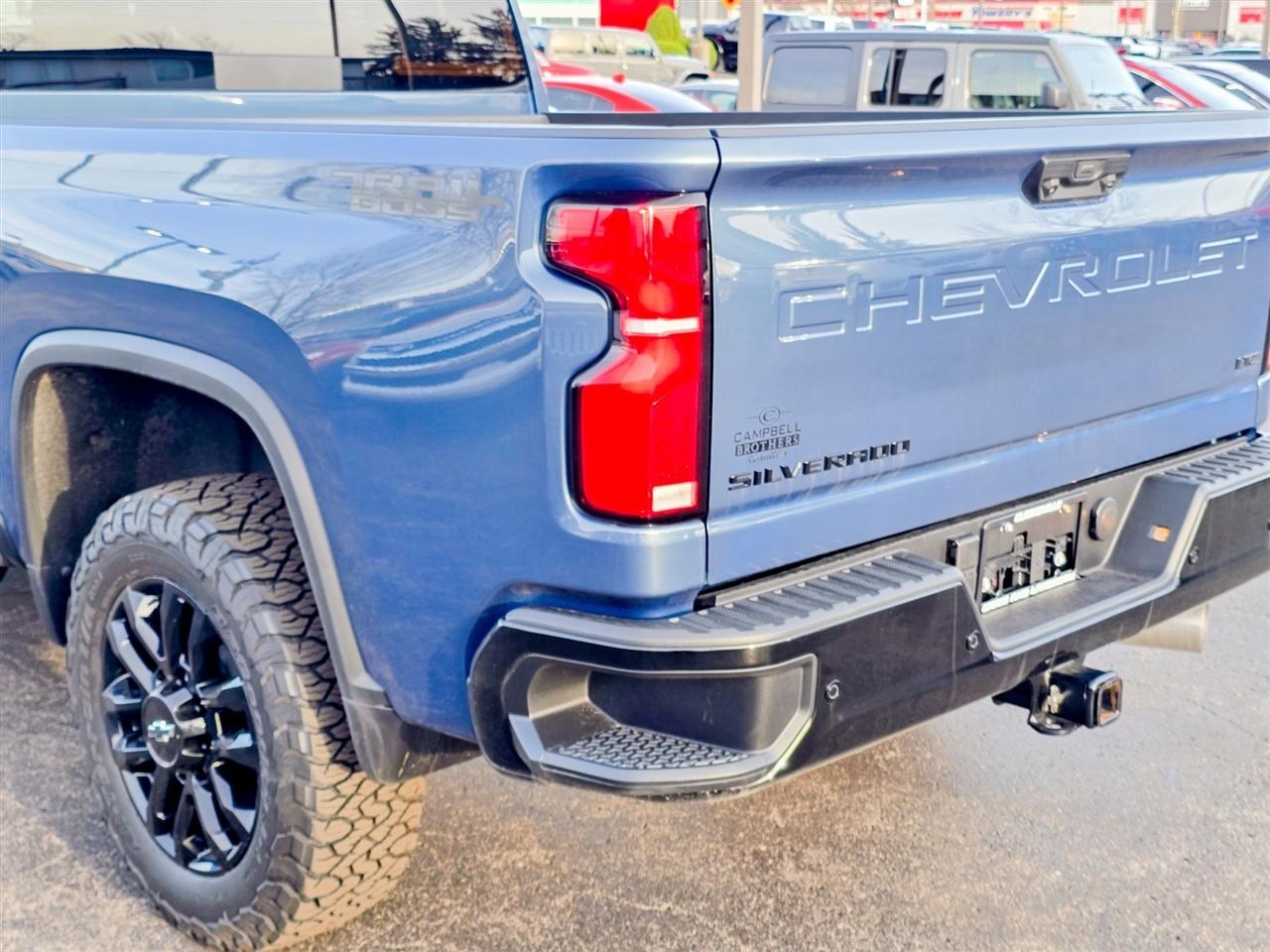 Chevrolet Silverado 2500HD  2025