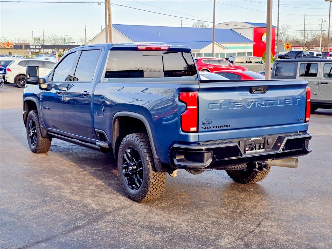 Chevrolet Silverado 2500HD  2025