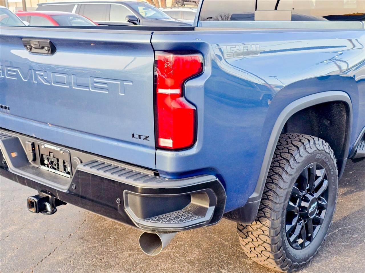 Chevrolet Silverado 2500HD  2025