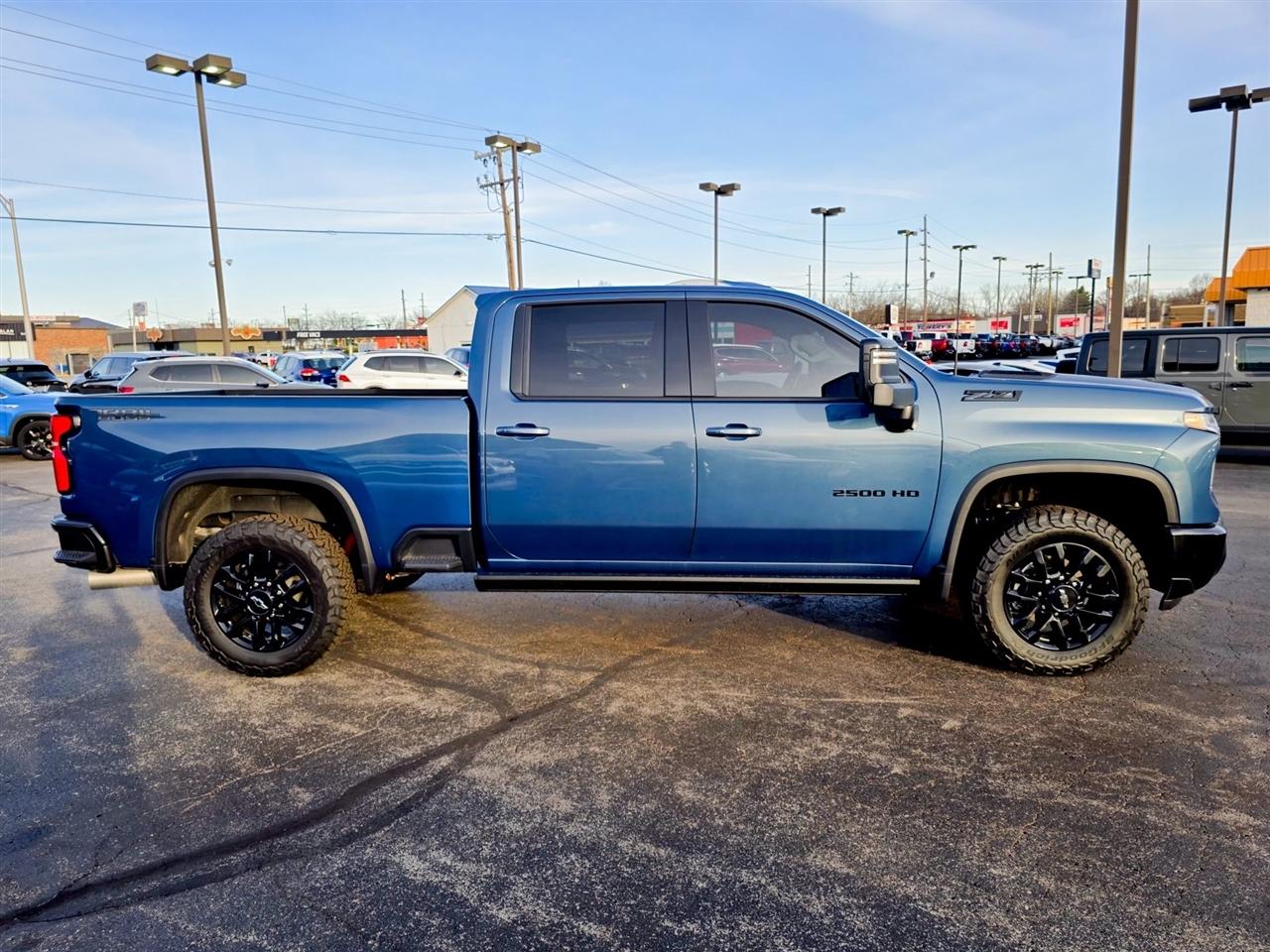 Chevrolet Silverado 2500HD  2025