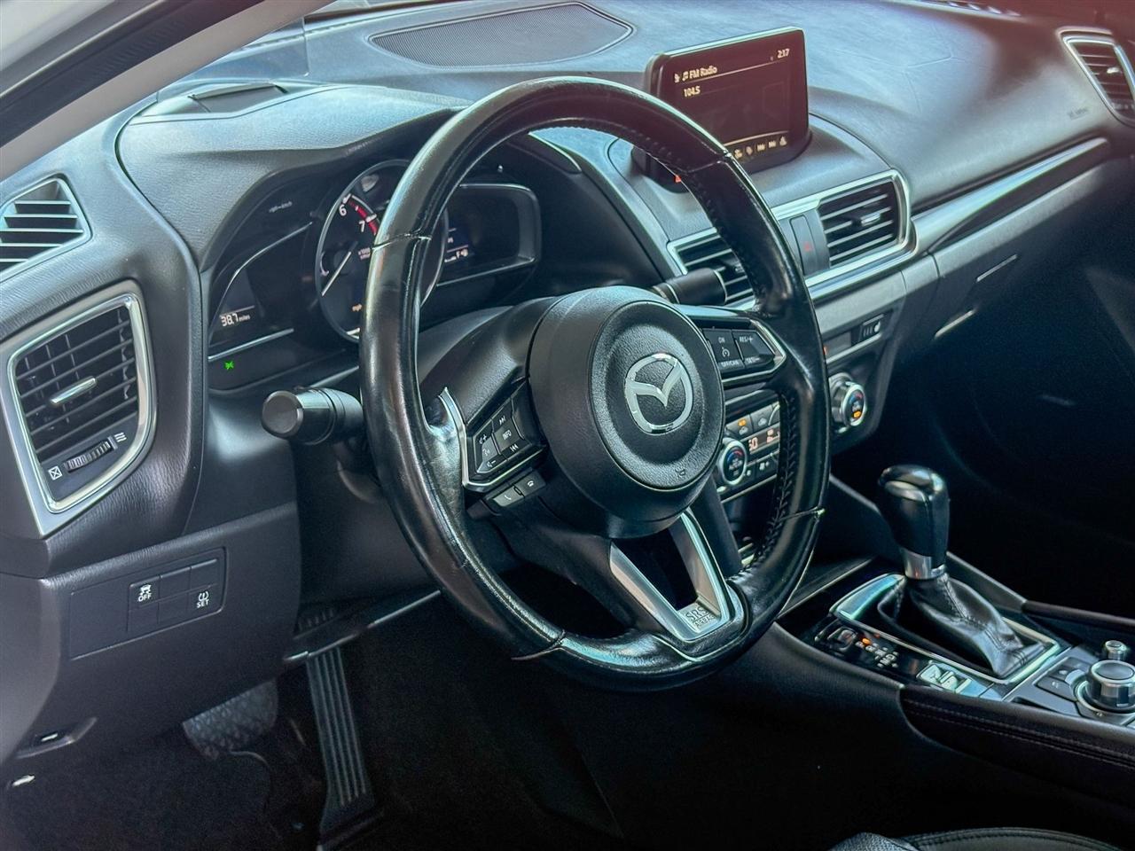 Mazda MAZDA3  2017