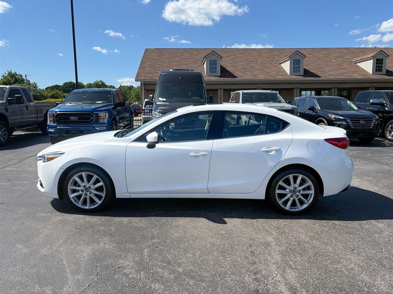 Mazda MAZDA3  2017