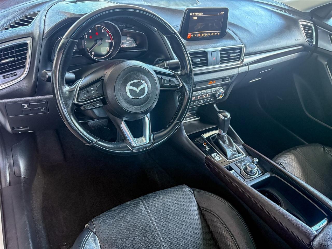 Mazda MAZDA3  2017