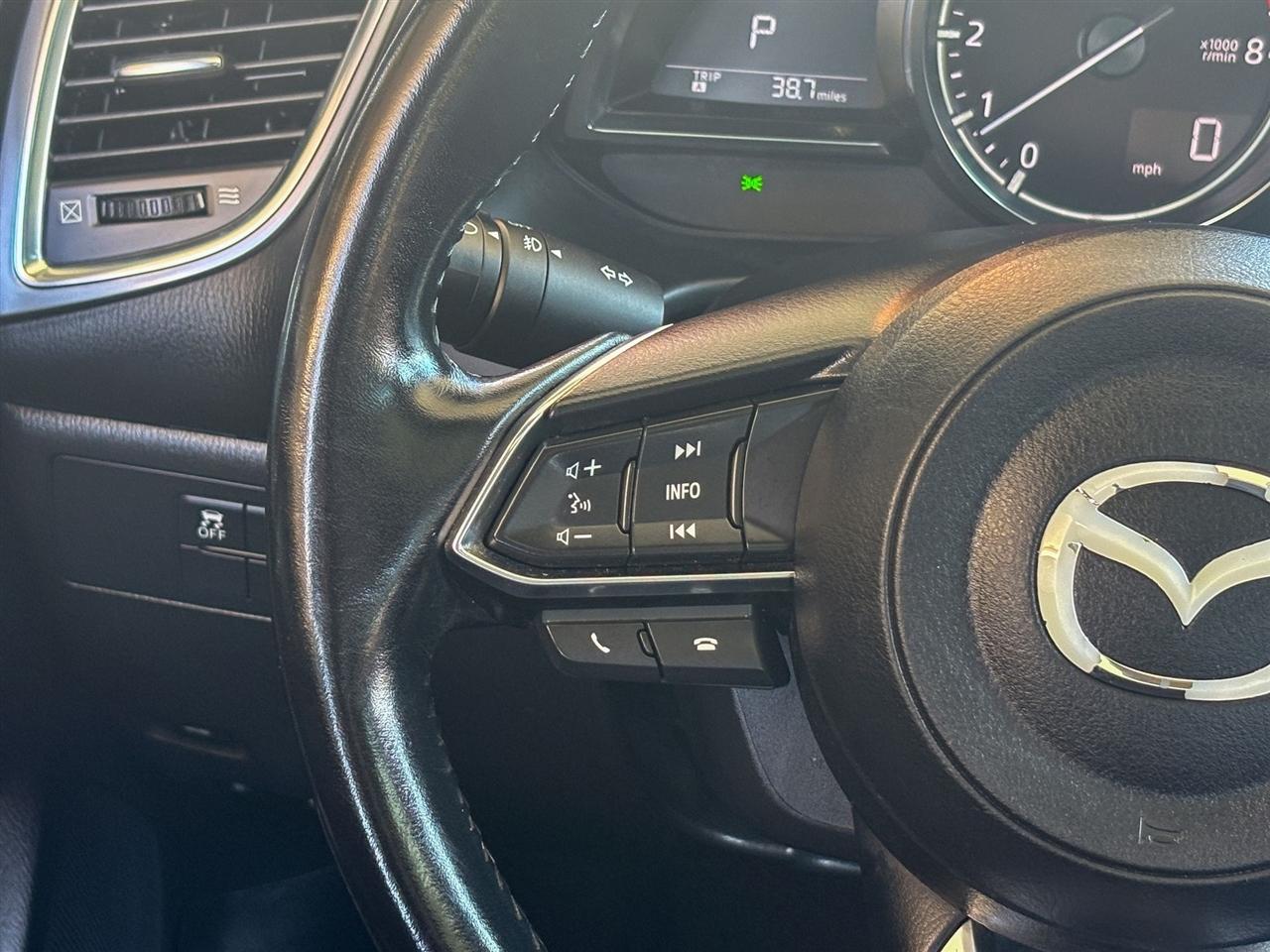 Mazda MAZDA3  2017