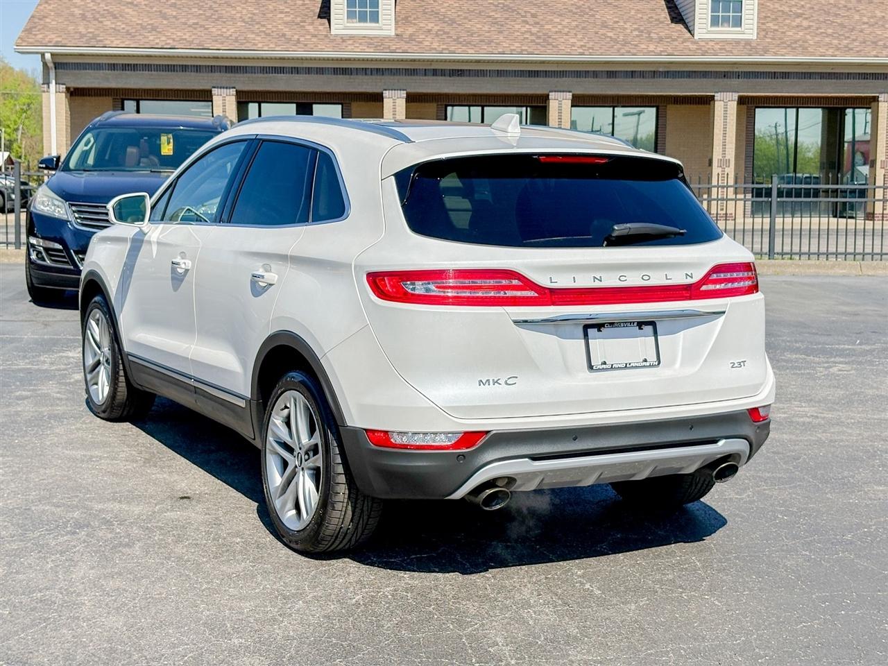 Lincoln MKC  2019