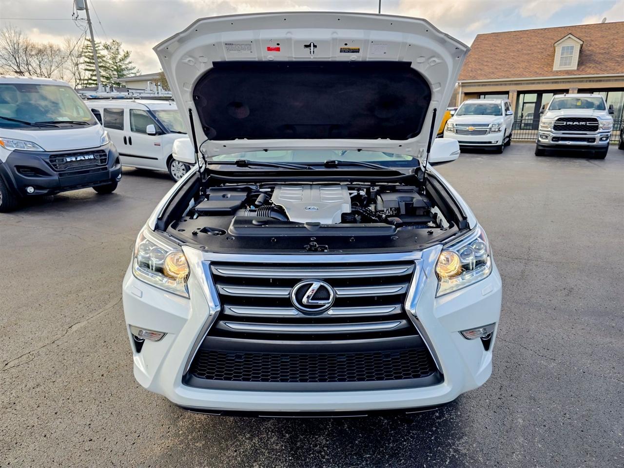 Lexus GX  2019