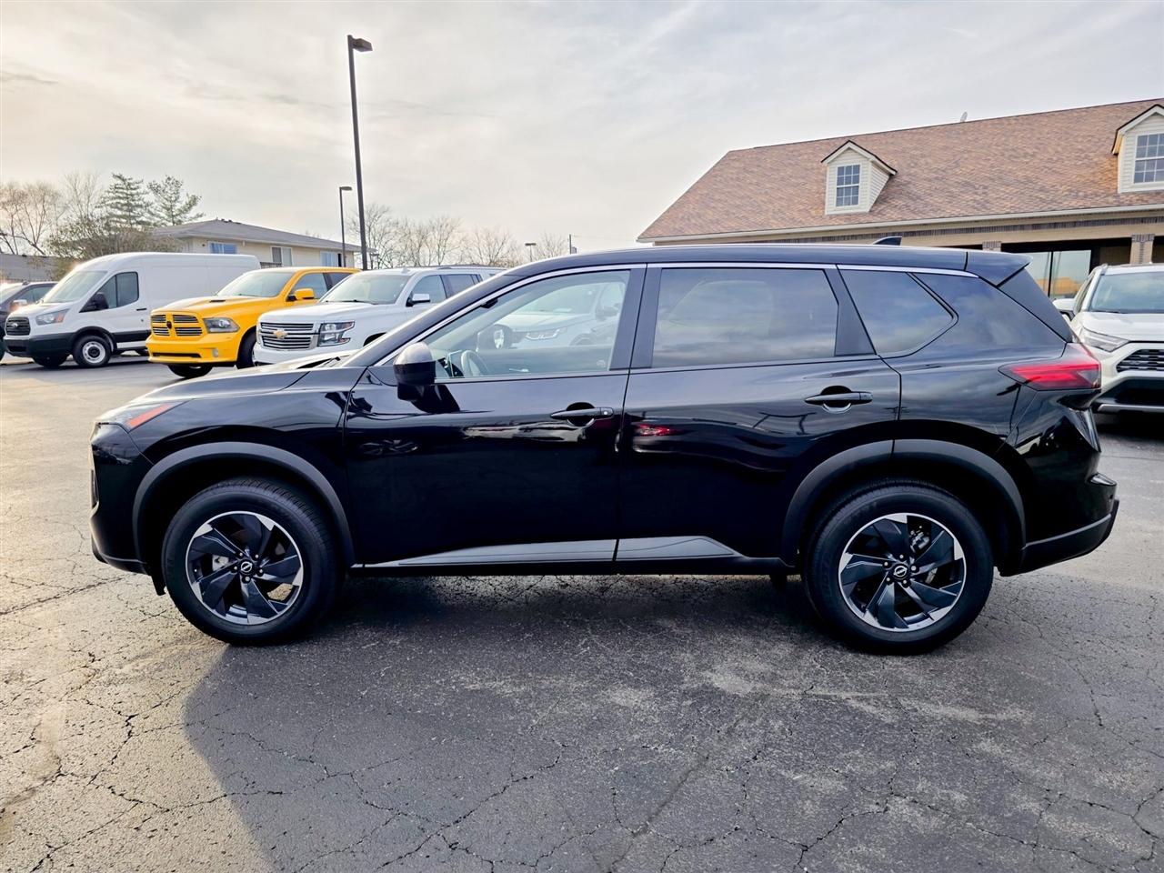 Nissan Rogue  2025