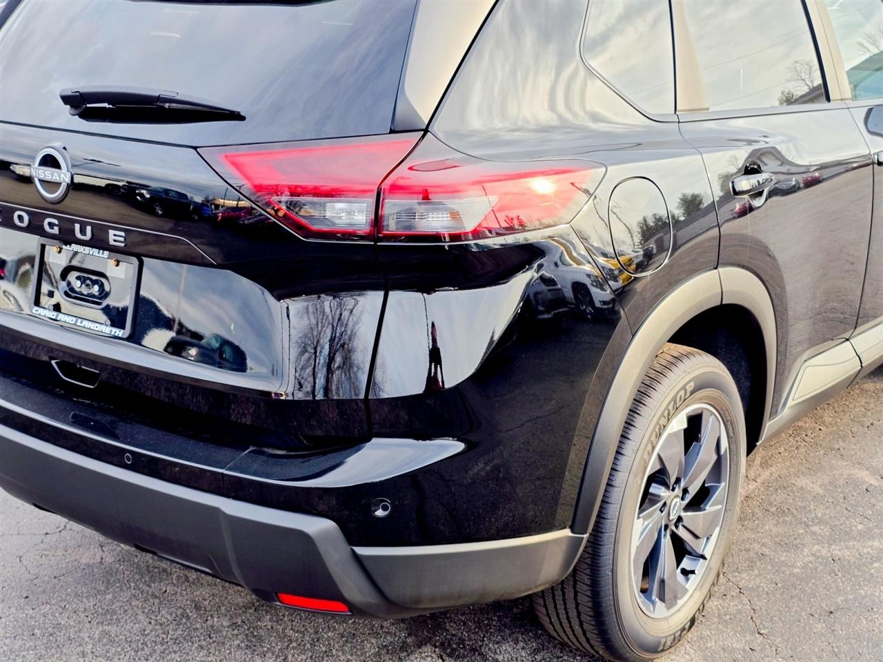 Nissan Rogue  2025