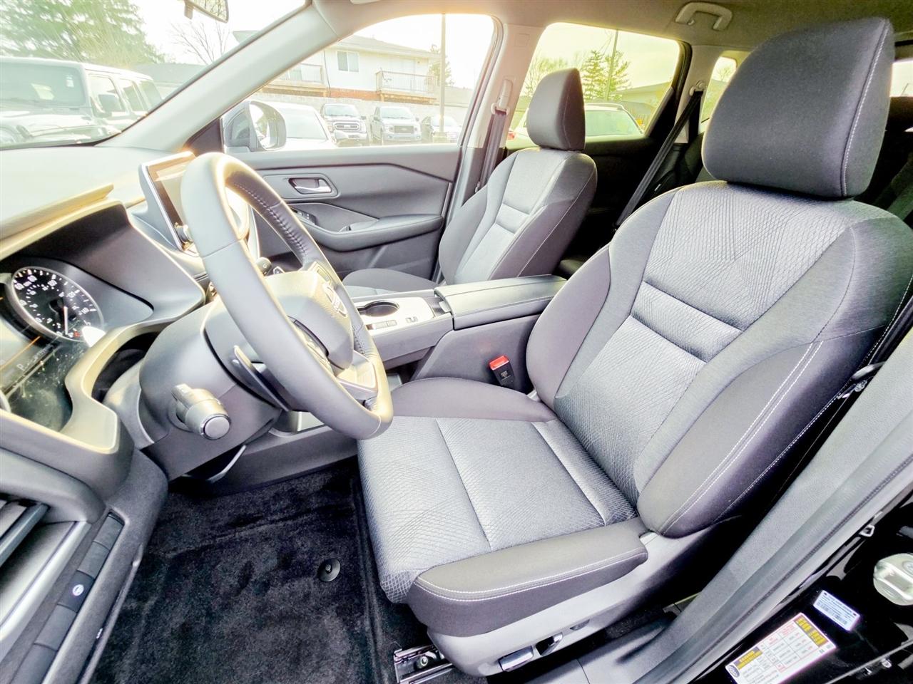 Nissan Rogue  2025