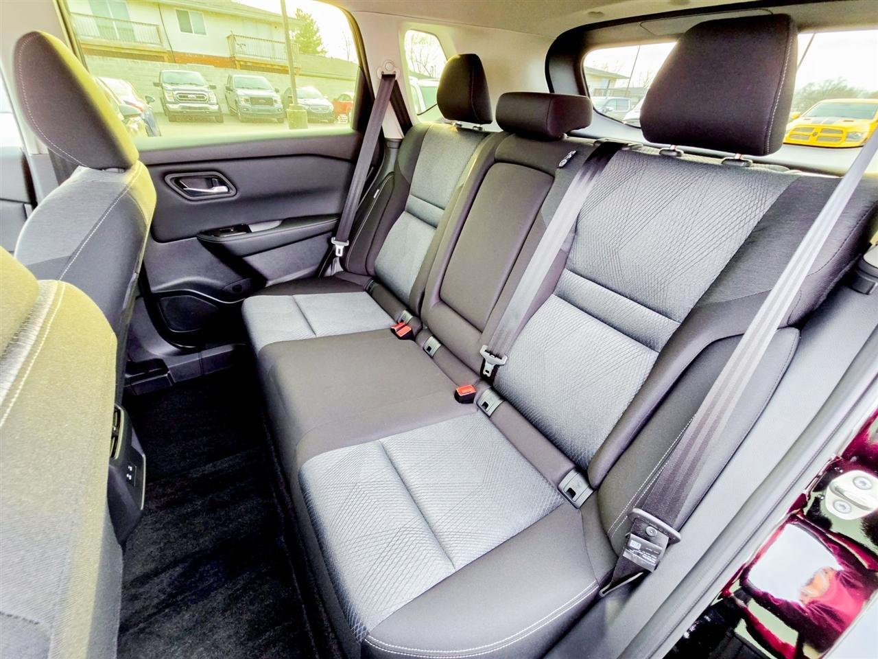 Nissan Rogue  2025