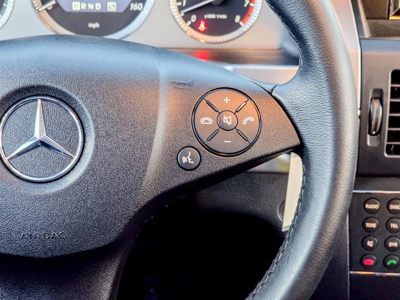 Mercedes-Benz GLK-Class  2010