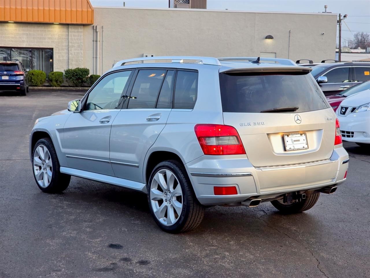 Mercedes-Benz GLK-Class  2010