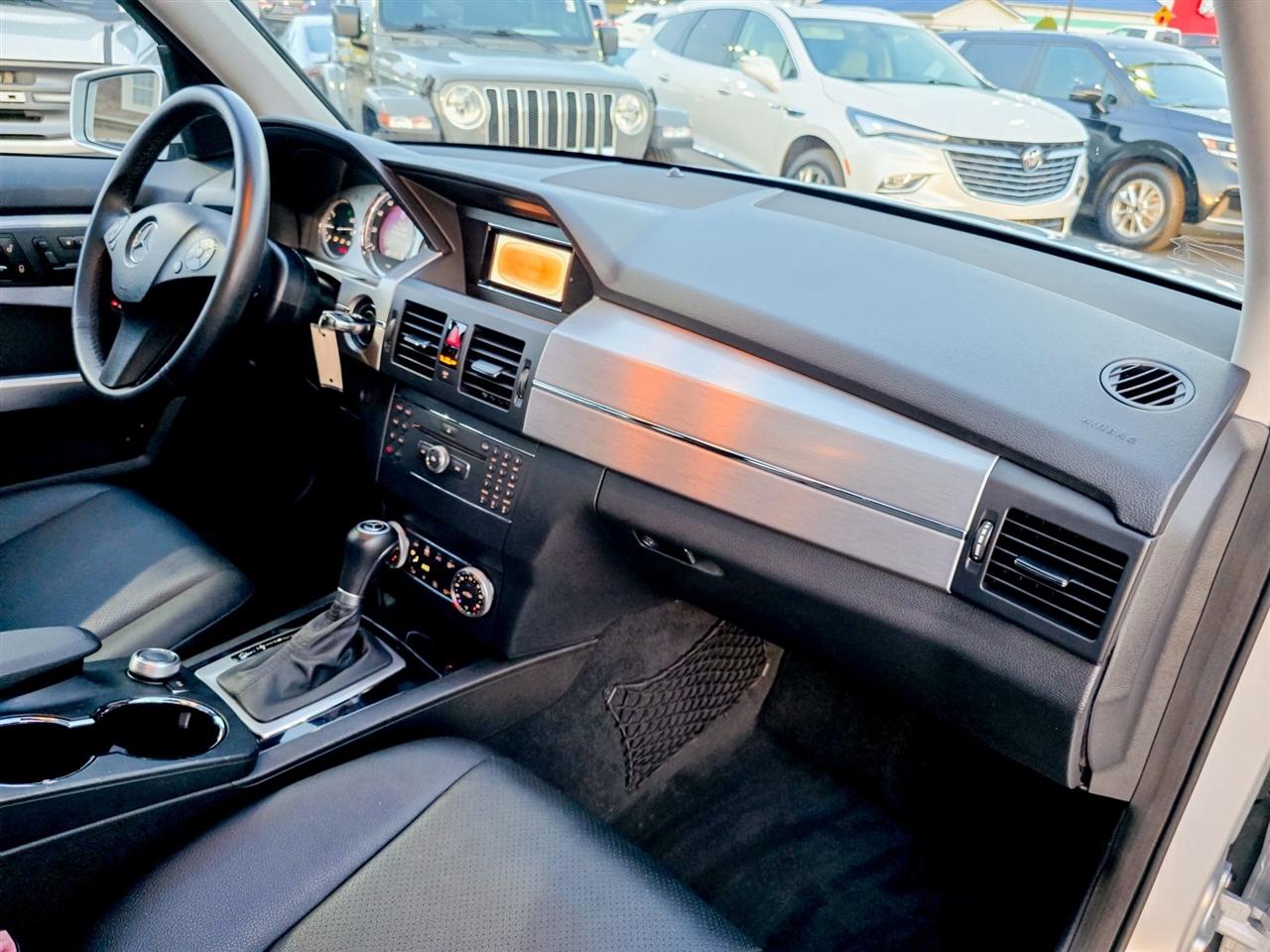 Mercedes-Benz GLK-Class  2010