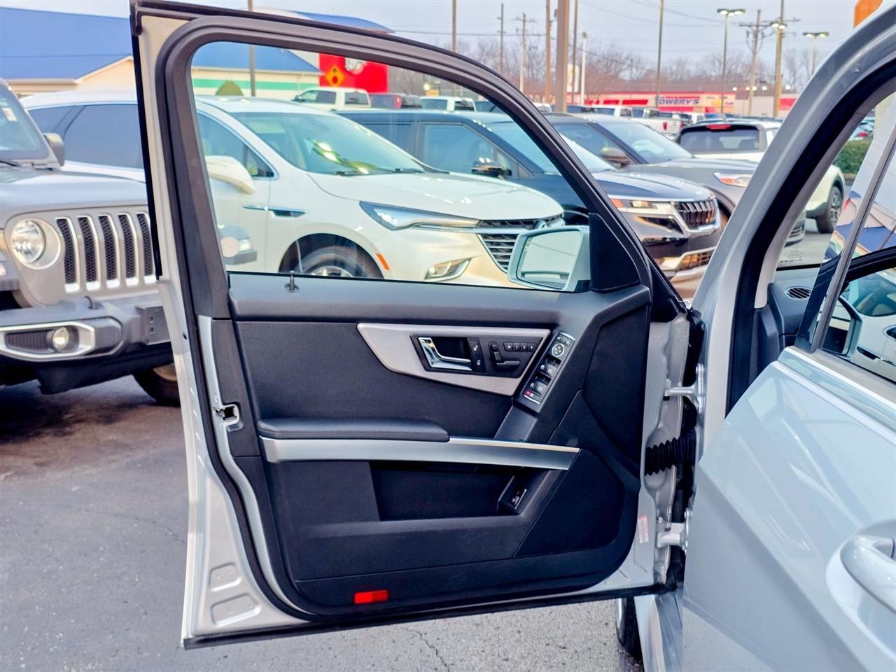 Mercedes-Benz GLK-Class  2010